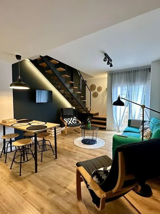 Sea & Wave Teresa Apartment contacts